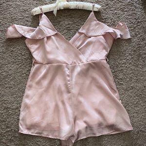 Niki and Gabi Wet Seal Pink Romper Medium